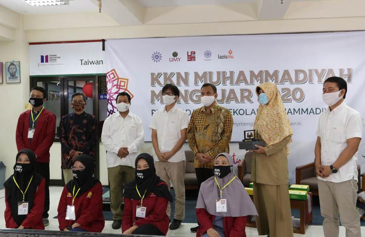 Mahasiswa UMY KKN Mengajar di 35 Sekolah, Bantu Pendidikan saat Pandemi Covid-19