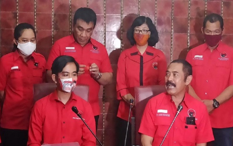 Reaksi Wali Kota Solo dan Gibran atas Desakan Pilkada Ditunda