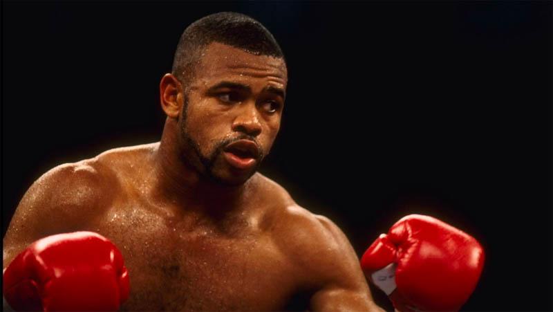 Setelah Mike Tyson, Roy Jones Jr Ingin Hajar Legendaris UFC