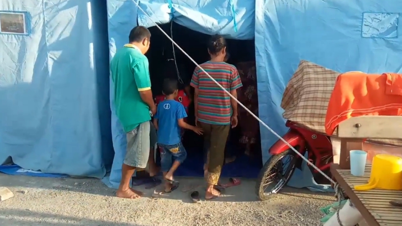 Cegah Covid-19, Pengungsi Korban Banjir Diimbau Tak Gunakan Alat Makan Bersama