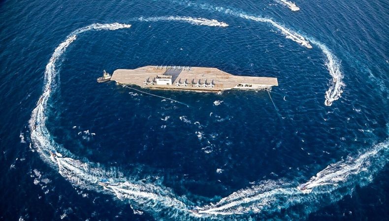 Iran Gelar Latihan Perang, Serang Kapal Induk Tiruan AS USS Nimitz Pakai Rudal