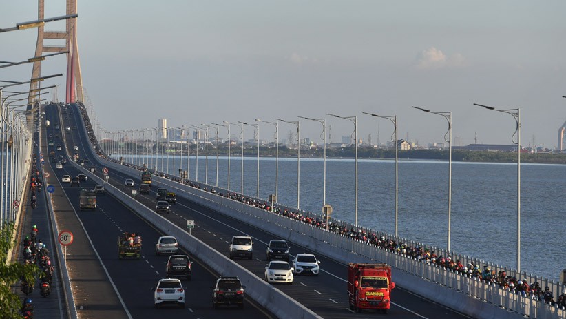 Tak Ada Pesta, Jembatan Suramadu Ditutup saat Malam Tahun Baru