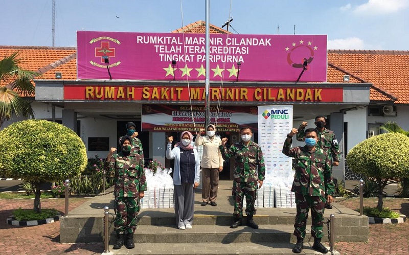MNC Peduli dan Produser Pangan Asia Salurkan 25.000 Paket Makanan ke RS Marinir Cilandak