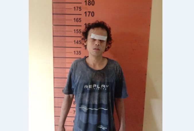 Pelaku Curanmor Bersenjata Badik di Pancurbatu Babak Belur Dihajar Massa