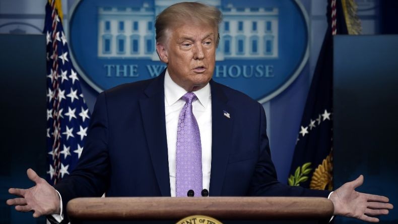 Ubah Pernyataan, Donald Trump Sebut Ledakan Lebanon Mungkin Kecelakaan