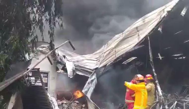 Pabrik Kimia di Bogor Kebakaran, 12 Unit Damkar Dikerahkan