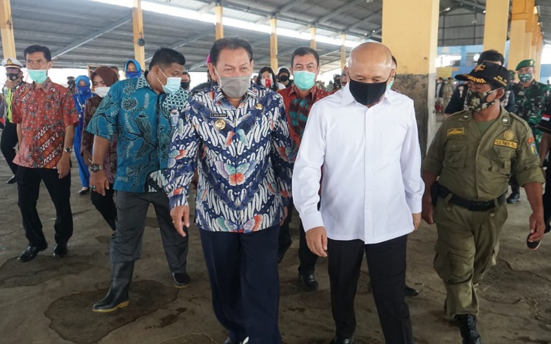 Menteri Teten Masduki Akan Fasilitasi Pembiayaan Mudah untuk Kesejahteraan Nelayan