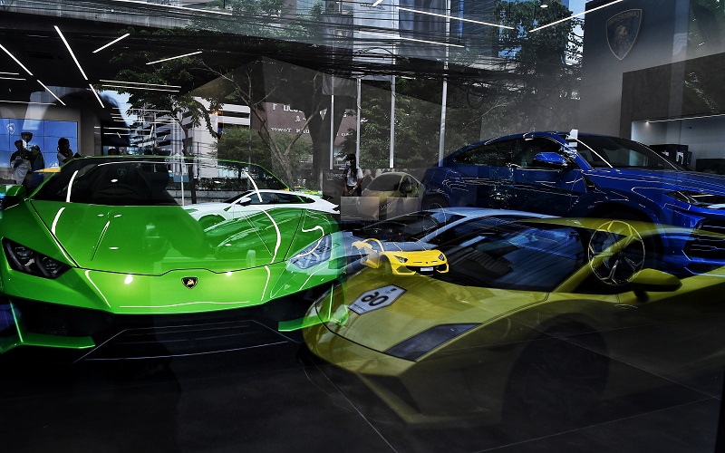 Ancaman Resesi Ekonomi Tak Halangi Crazy Rich Thailand Koleksi Mobil Sport Super Mewah