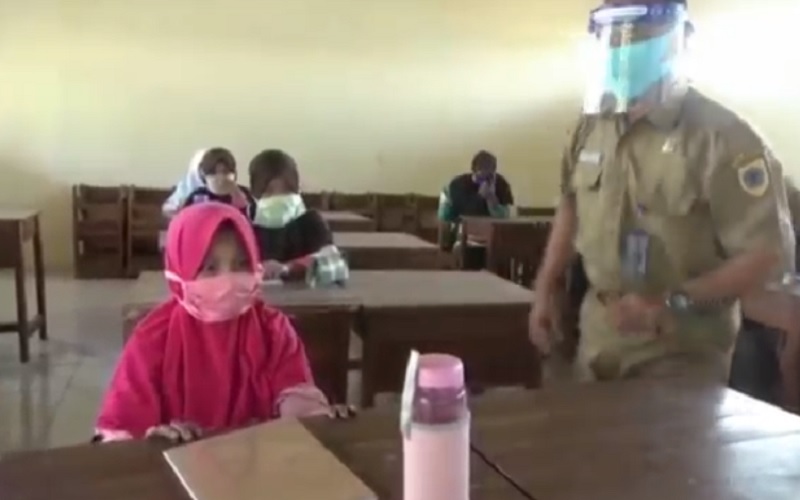 Sekolah Tatap Muka, Siswa SMP di Brebes Ini Wajib Bawa Minuman Jahe