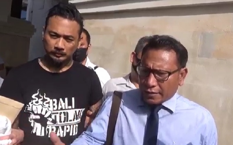 Jerinx Ajukan Penangguhan Penahanan, Ayah Jadi Penjamin