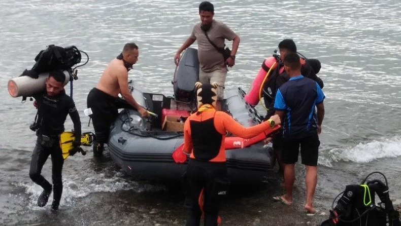 Penyelam AS yang Hilang di Pantai Amahusu Ambon Belum Ditemukan, Pencarian Terus Dilakukan