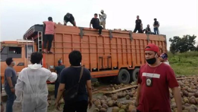 BNN Bongkar Penyelundupan 47 Kg Sabu dalam Truk Pengangkut Kelapa di Medan