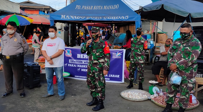 Kodim 1309 Manado Sosialisasikan Pakai Masker di Pasar Bersehati