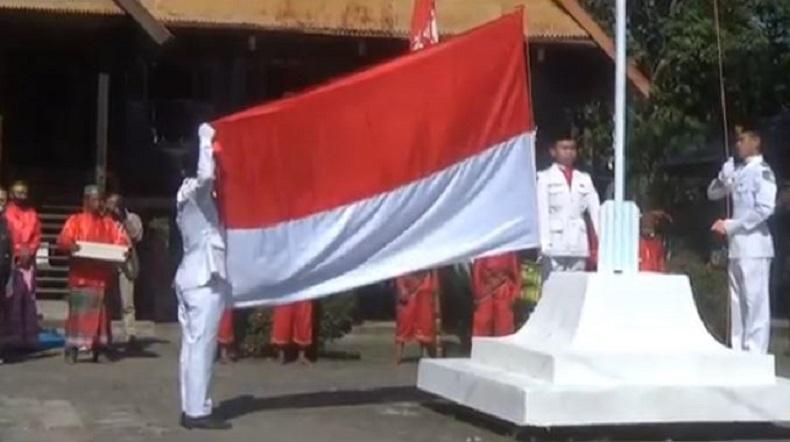 Khofifah Ajak Warga Jatim Hentikan Aktivitas 3 Menit untuk Peringati Proklamasi 17 Agustus