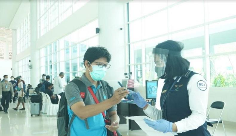 Penumpang Bandara Internasional Syamsudin Noor Naik 77 Persen