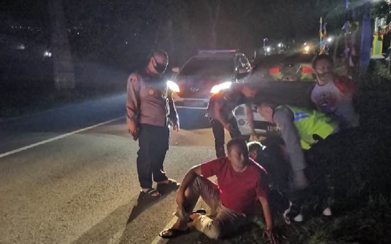 Kabur usai Tabrak Satpam, Aksi Koboi Warga Sragen Diadang Kapolres Karanganyar