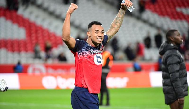 Datangkan Bek Brasil, Arsenal Kalahkan Duo Manchester