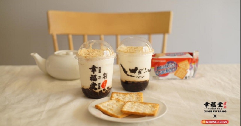 Mencicipi Minuman Kekinian Boba Lembut Bercampur Crackers