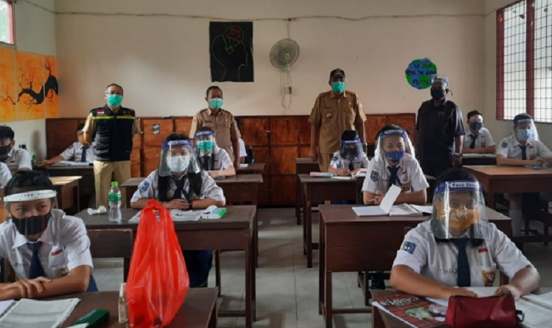 Kemdikbud: 4.966 Sekolah Sudah Belajar Secara Tatap Muka