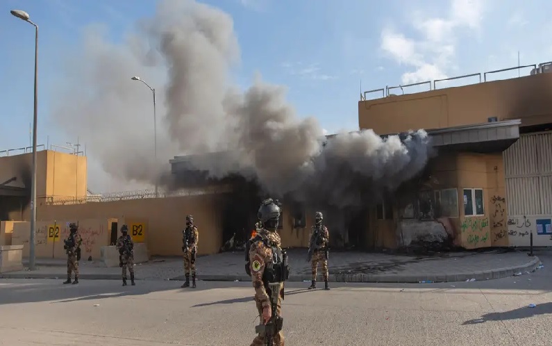 Kedubes AS di Baghdad Diserang Roket, Sirene Meraung-raung