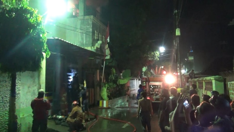 Rumah Guru Barongsai di Makassar Terbakar, Satu Orang Dilarikan ke Rumah Sakit