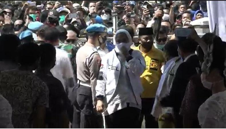 Daftar ke KPU Karawang, Calon Petahana Cellica Janji Tak Pakai Fasilitas Negara