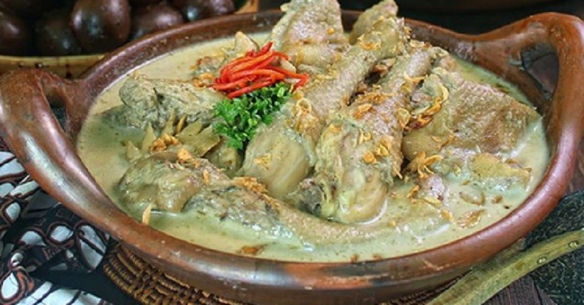 Rayakan Lebaran Kok Berat Badan Naik, Ikuti Tips Pilih Makanan Sehat