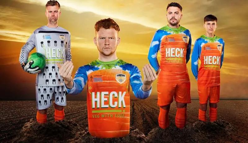 Unik, Klub Ini Bikin Jersey Bermotif Wortel dan Parutan Keju