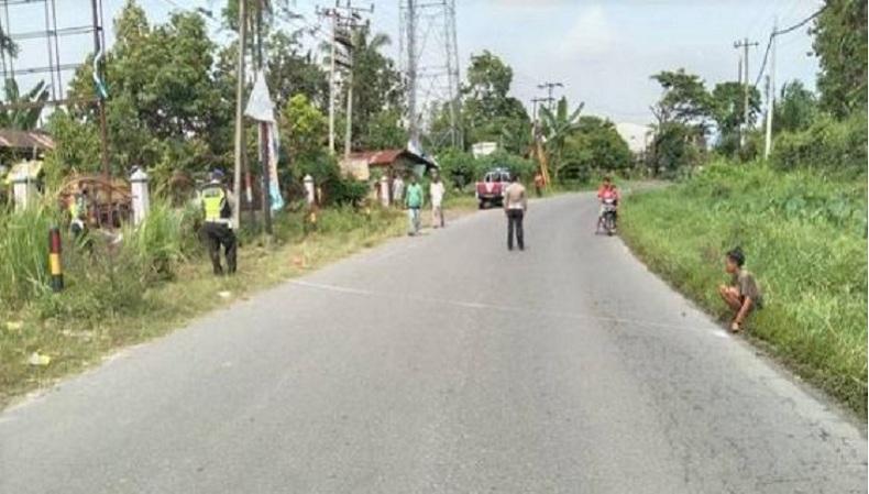 Tragis, Pengendara Motor di Simalungun Tewas Tabrak Tiang Telepon dan Terpental