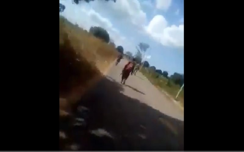 Keji, Milisi Bersenjata Telanjangi Perempuan Lalu Ditembaki Sampai Mati