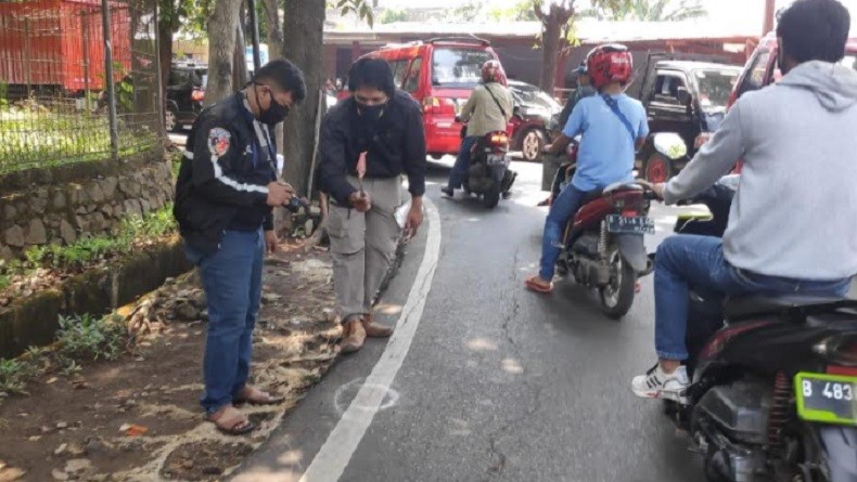 Polda Metro Gelar Olah TKP Penemuan Jasad Polisi di Pondok Ranggon