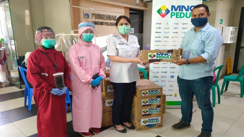 MNC Peduli Salurkan Minuman dan Makanan Ringan kepada 4 Puskesmas di Jakarta Timur