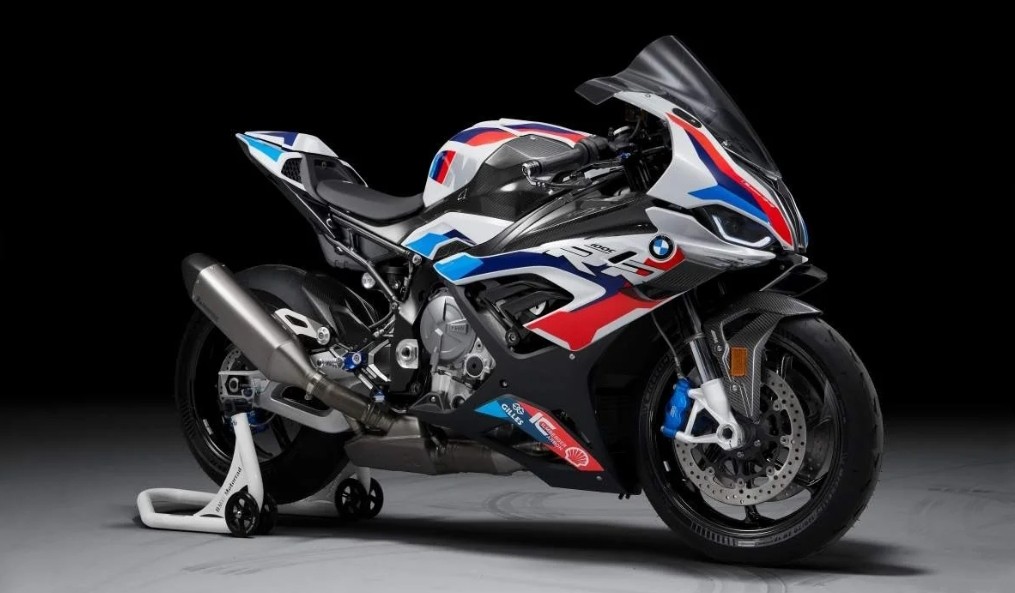 Tak Hanya Mobil, BMW Hadirkan Seri M pada Sepeda Motor