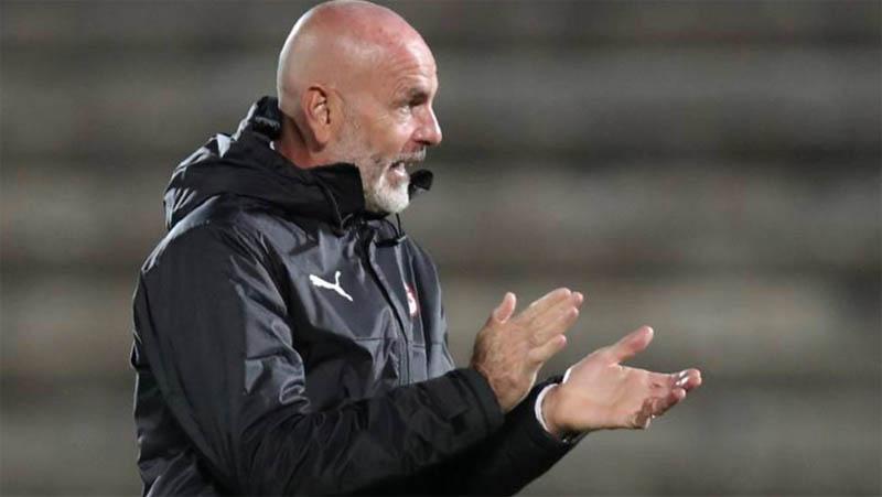 AC Milan Hajar Napoli, Stefano Pioli Rayakan Kemenangan Lewat Video Call