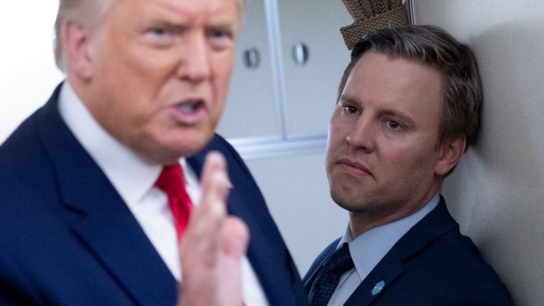 Orang-Orang Dekat Donald Trump pun Positif Covid-19, termasuk Manajer Kampanye