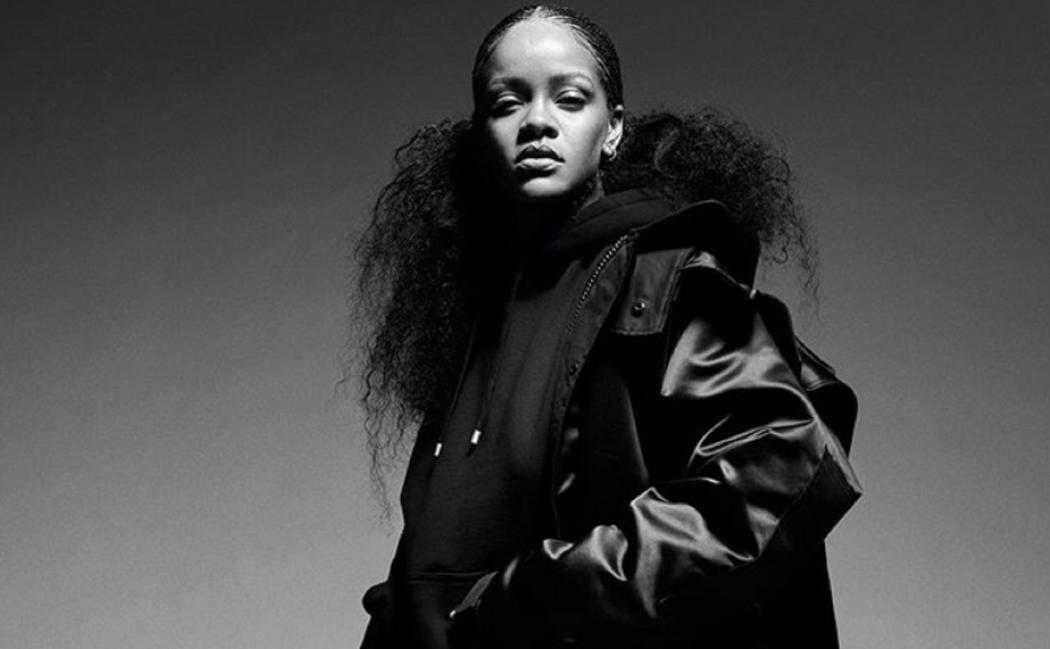 Rihanna Dikecam karena Pakai Lagu Berisi Hadis di Fashion Show Lingerie