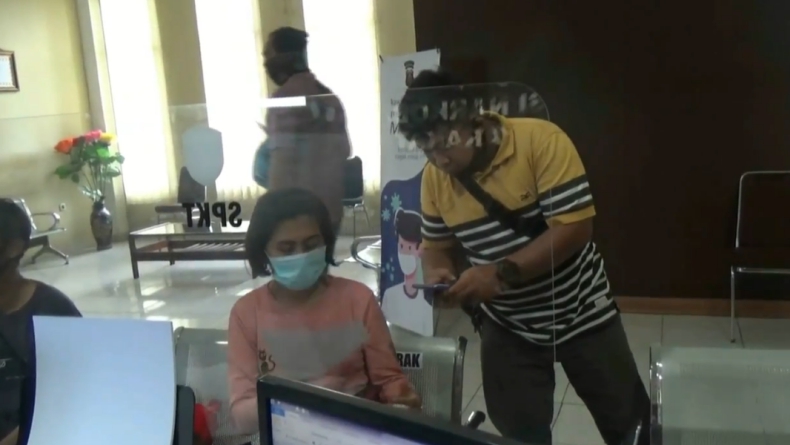 Tergiur Ponsel Murah, Mama Muda di Palembang Kena Tipu Teman Facebook