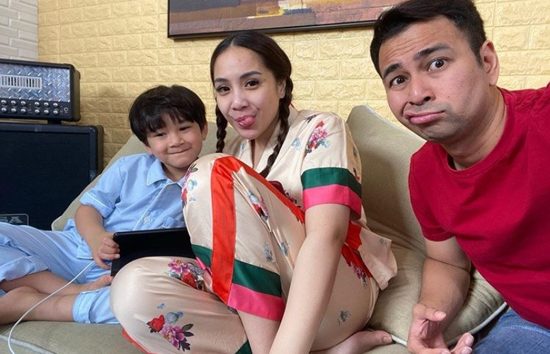 Trauma Nagita Keguguran, Raffi Sempat Ragu Umumkan Kehamilan sang Istri