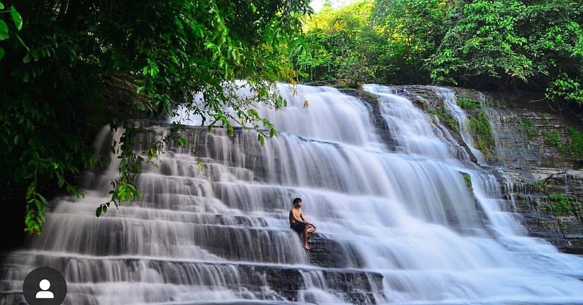Terpikat Keindahan Air Terjun Sarang Burung di Sulsel, Unik Berundak-undak