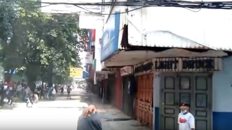Unjuk Rasa Tolak Omnibus Law di Medan Berakhir Ricuh, Massa Lempari Pertokoan