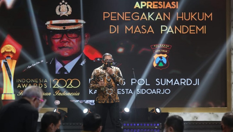 Konsisten Tegakkan Hukum dan Protokol Kesehatan di Masa Pandemi, Kapolresta Sidoarjo Raih Indonesia Awards 2020