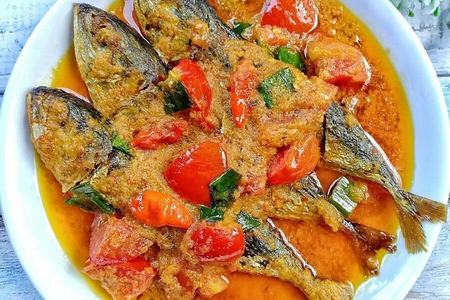 5 Resep Ikan Bumbu Kuning Terenak, Dimasak Pesmol dan Pedas Bikin Ketagihan