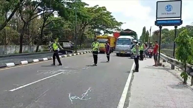Kecelakaan Beruntun di Sidoarjo, 1 Pengemudi Tewas usai Dirawat di Puskesmas