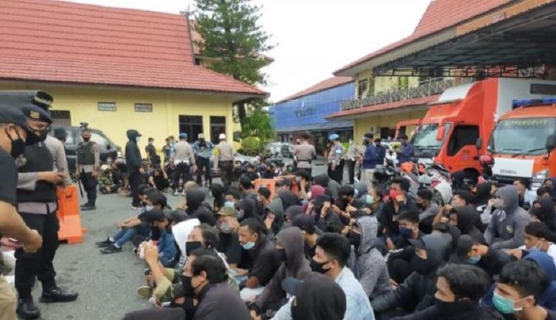 Ikut Demo, Pelajar di Banjarmasin Disanksi Tidak Naik Kelas