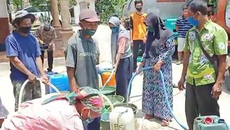 23 Desa di Pasuruan Kekeringan, Pemkab Distribusikan Air Bersih 