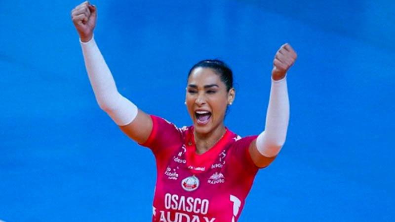 Pesona Jaqueline Carvalho, Pevoli Cantik yang Viral Gara-Gara Pingsan