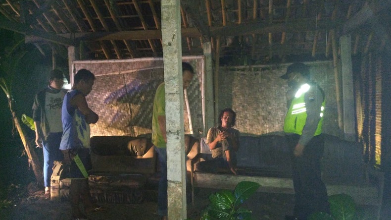 Warga Padamara Purbalingga Ketakutan, Ada Pria Berkeliaran Bawa Sabit