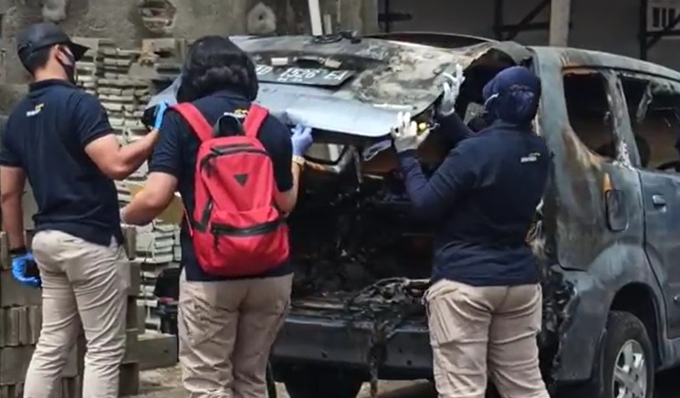 Terungkap Pembunuhan Perempuan Dibakar dalam Mobil Bermotif Bisnis
