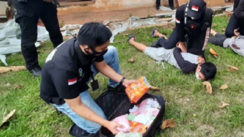 Gerebek Narkoba di Gilireng Wajo, Polisi Tangkap 2 Pria