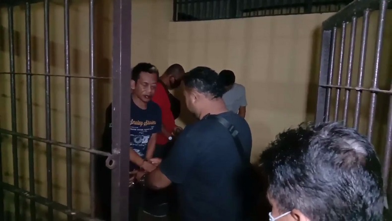 Maling Tas di Masjid, 2 Pemuda di Pangandaran Babak Belur Diamuk Massa